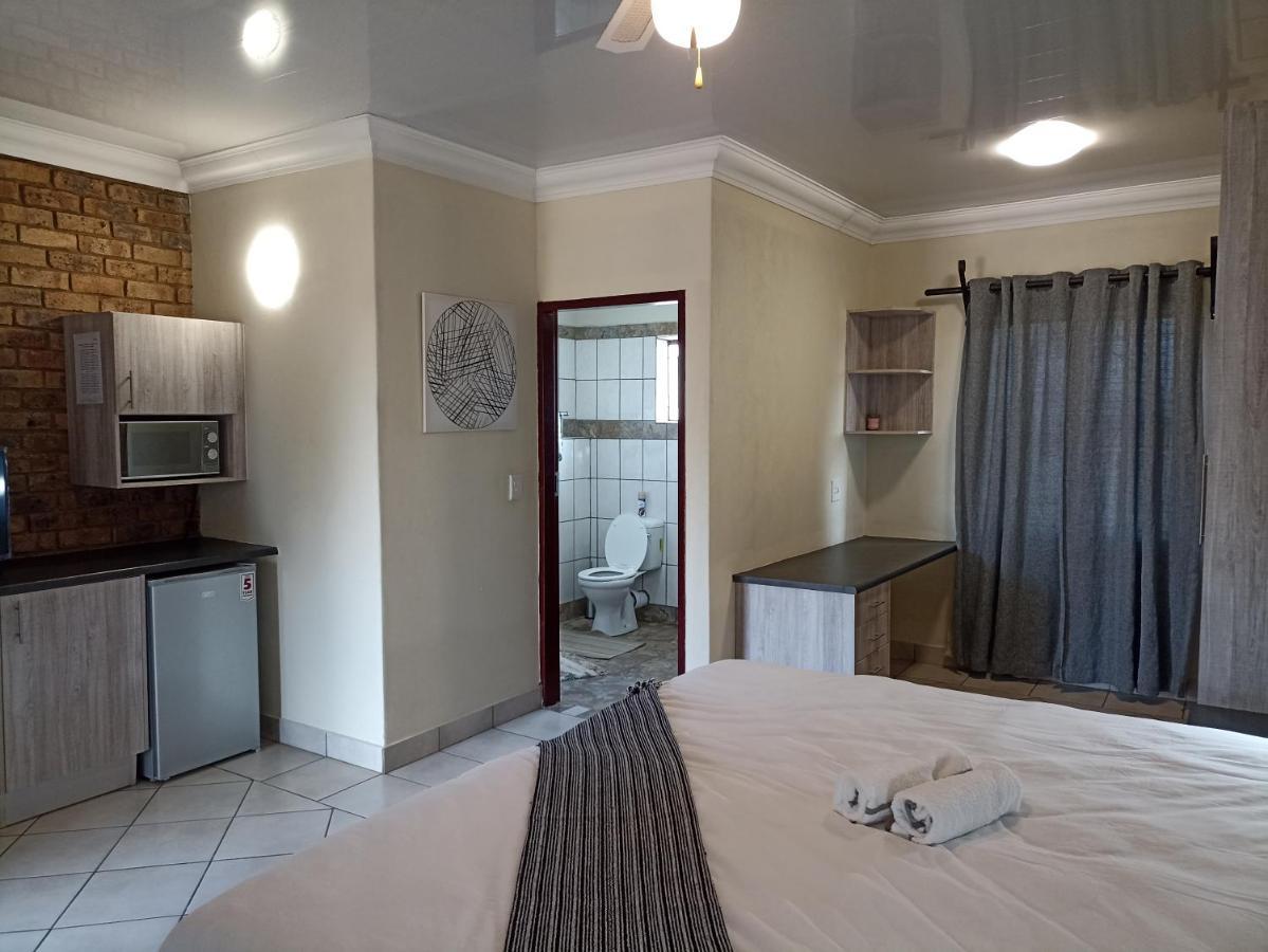 4 Seasons Country Club Hotel Bronkhorstspruit Ngoại thất bức ảnh